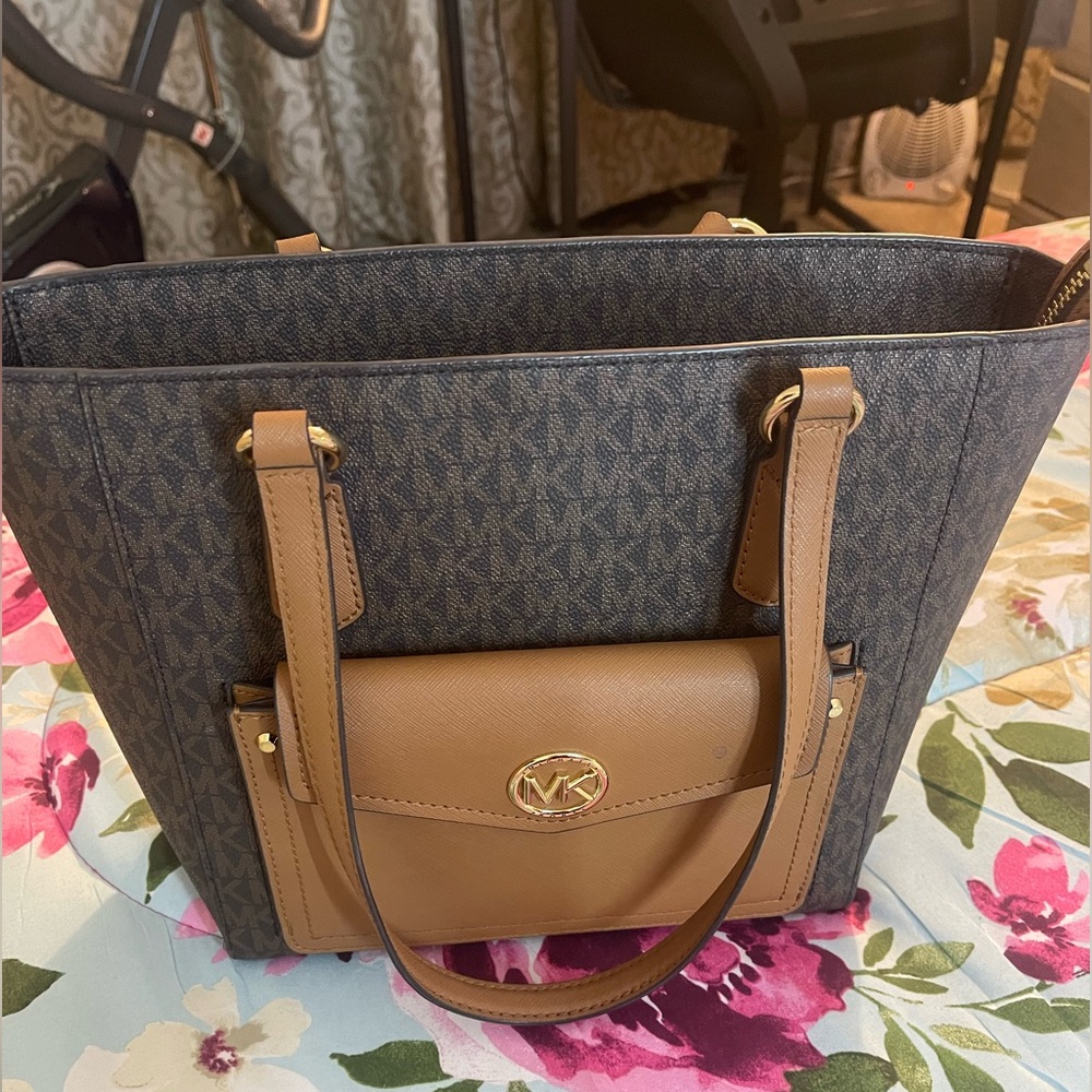Michael Kors MK Bag